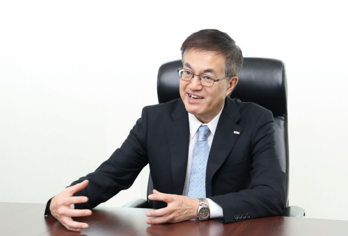 財務・人事担当役員メッセージ